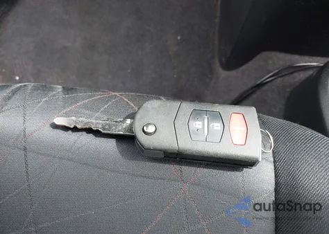 2013 Mazda Mazda2 Sport из США, поврежденный, VIN JM1DE1KZ1D0153531